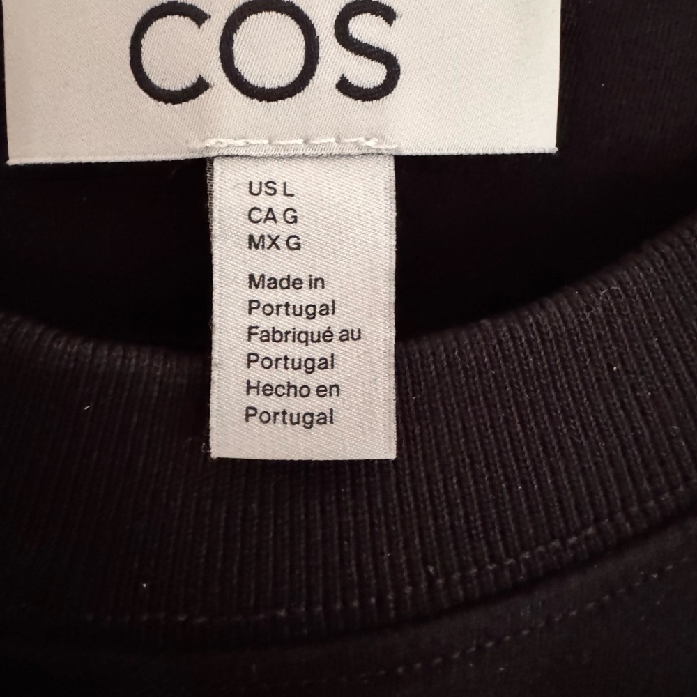 COS Elegant Black Garment